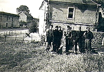 Franzsische Kriegsgefangene  nach dem 2. Weltkrieg, 1948 in Sedan im Depot 24.